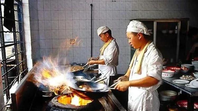 秘书被老板cao到合不拢腿视频